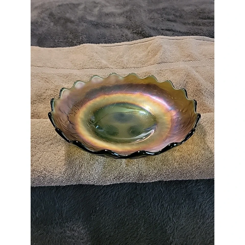 Gorgeous Westmoreland Glass Carnival Louisa Footed Bowl Green Glass